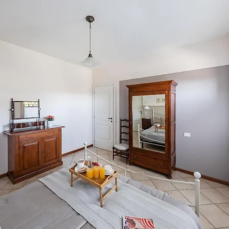 Garda Country House By Wonderful Italy Lägenhet Lonato