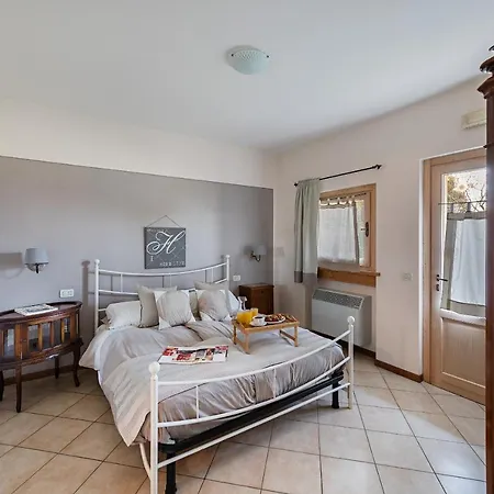 Garda Country House By Wonderful Italy *