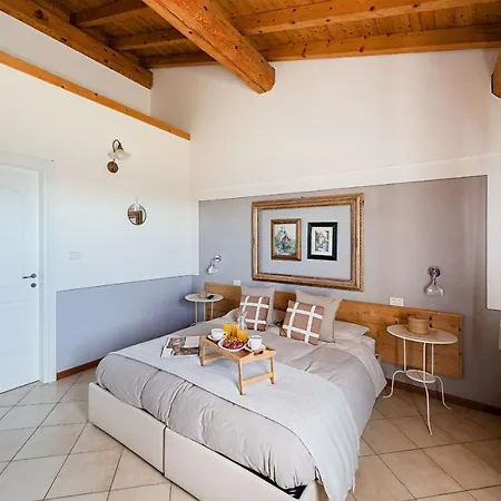 Garda Country House By Wonderful Italy *